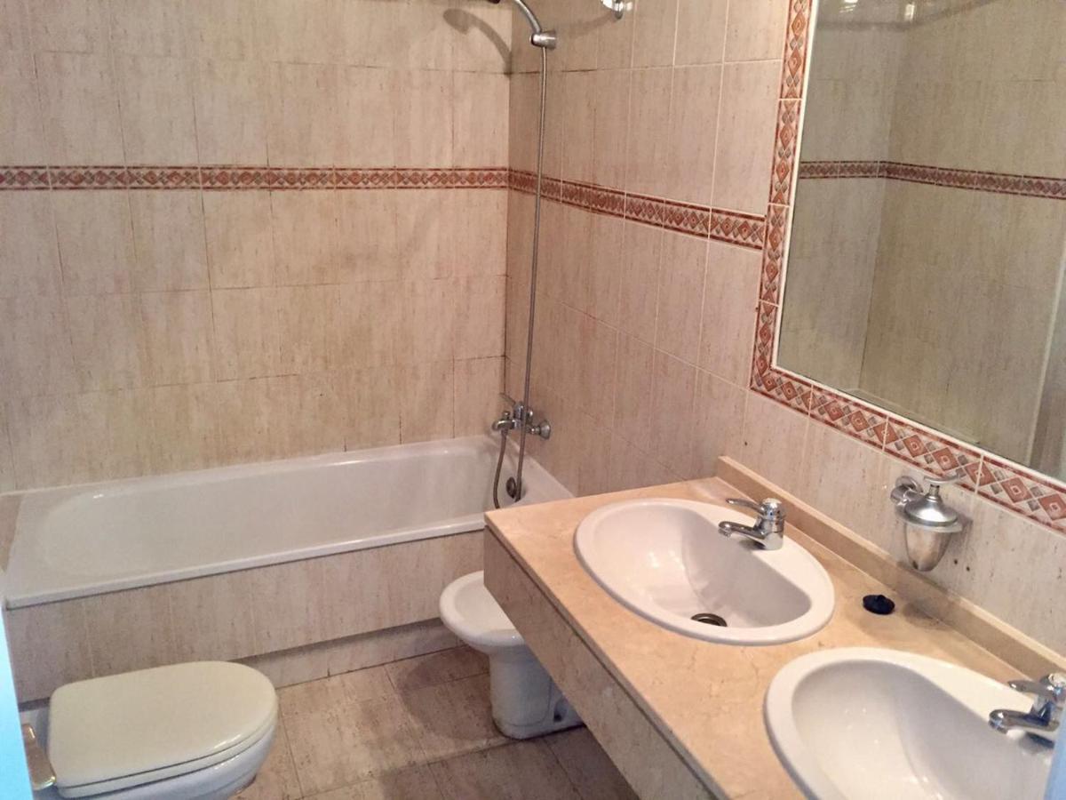 Amazing Apartment For Families Up To 6 Persons 베날마데나코스타 외부 사진