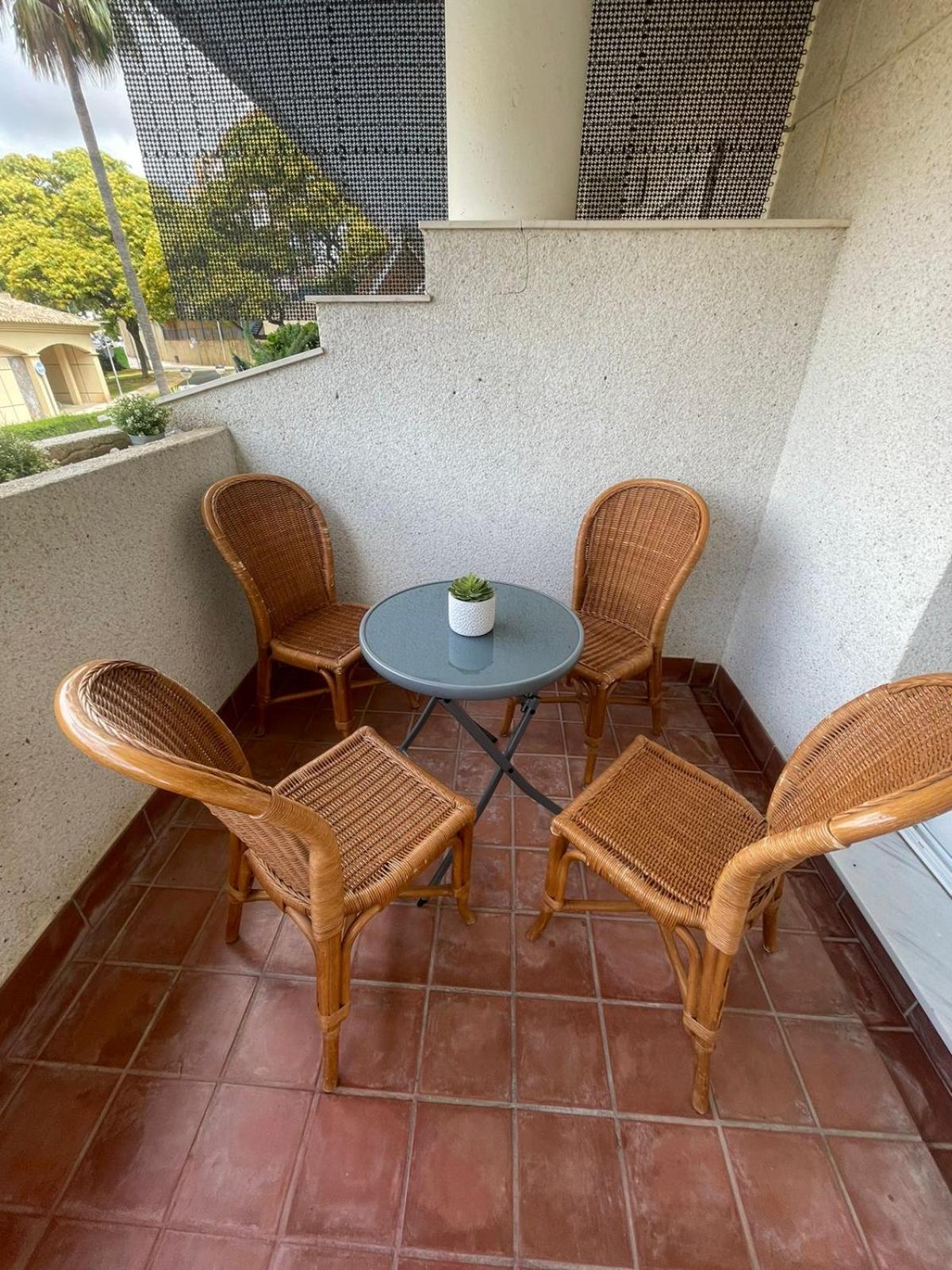 Amazing Apartment For Families Up To 6 Persons 베날마데나코스타 외부 사진